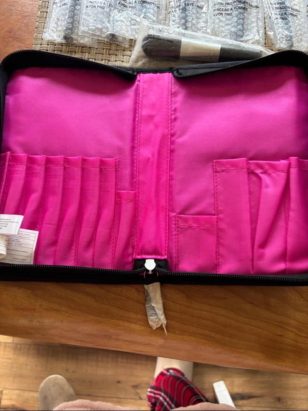 Avon 8 make up brushes with Black Quilted Case brand new